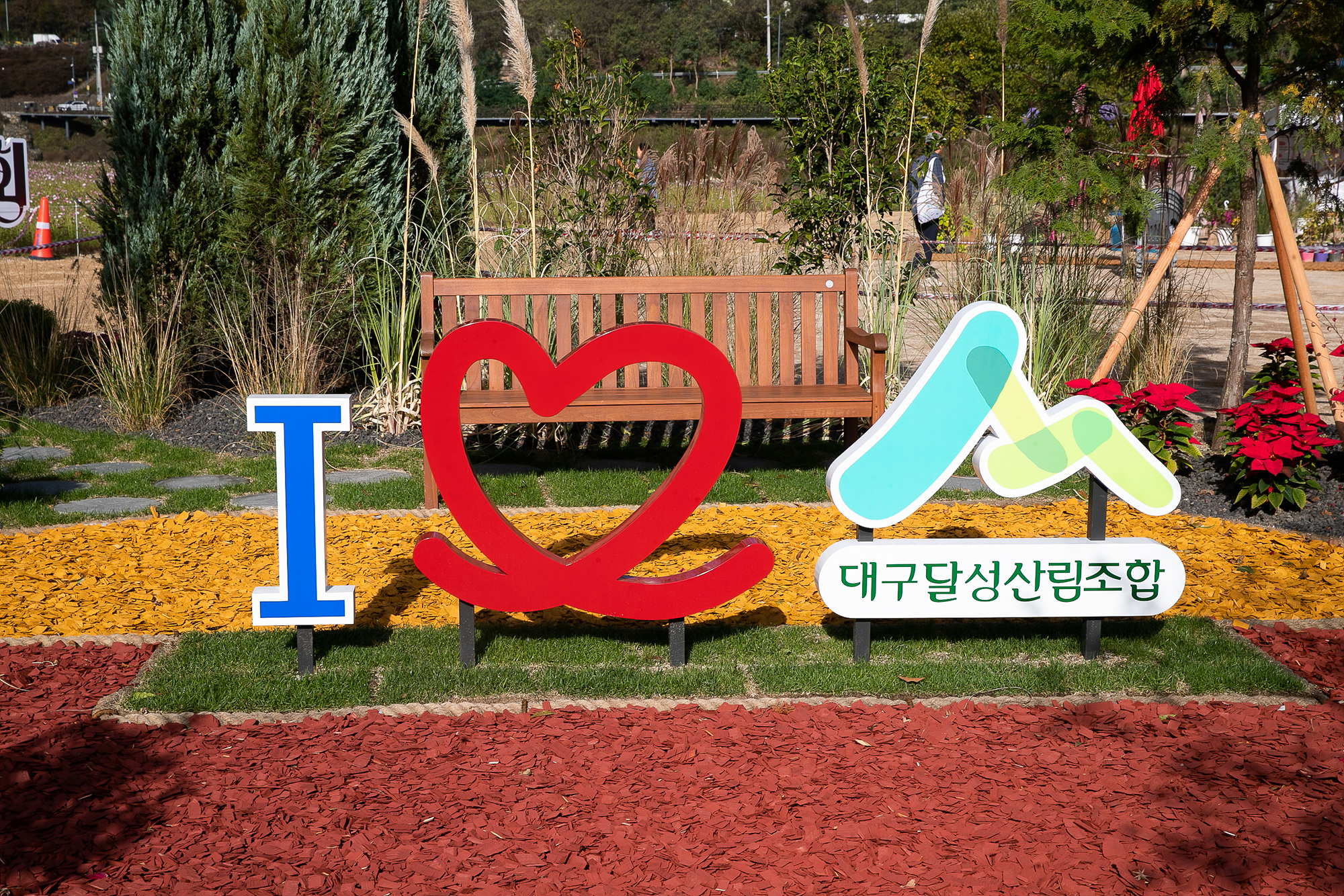 923a5fdc35d33e90599ed62e438ec35f.jpg